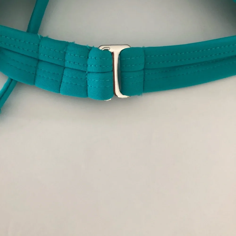 Xhilaration Padded Push-up Bikini Top Size… - Picture 5 of 7